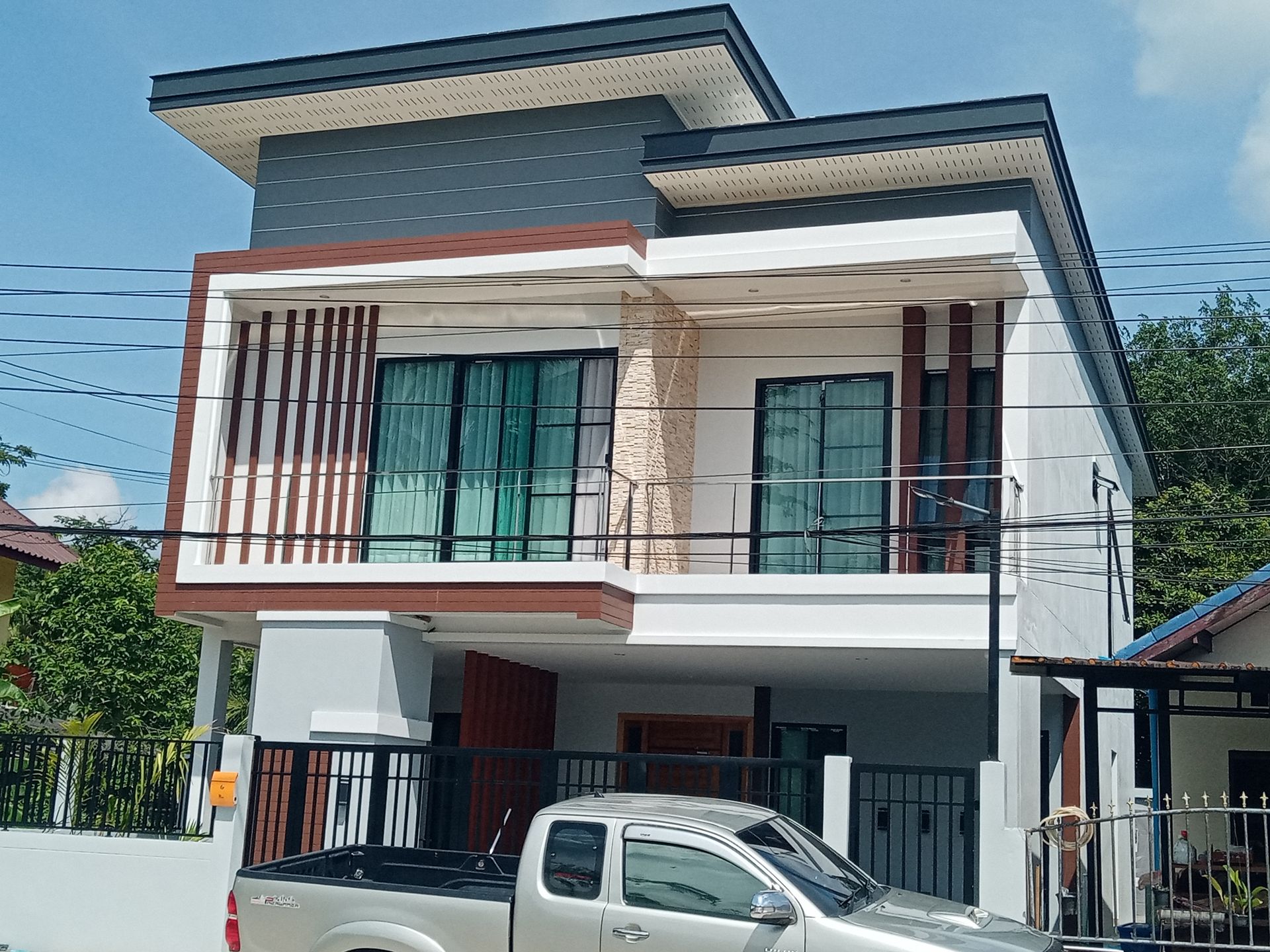 สร้างบ้านนาหม่อม